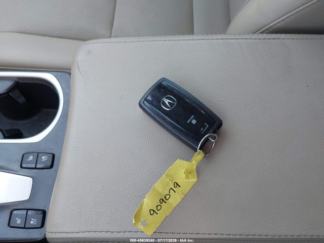 45639240 :رقم المزاد ، 5J8TB3H7XHL012856 vin ، 2017 Acura Rdx Advance Package مزاد بيع