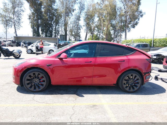 45639244 :رقم المزاد ، 7SAYGDEF4PF606371 vin ، 2023 Tesla Model Y Performance Dual Motor All-wheel Drive مزاد بيع