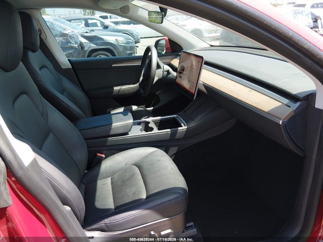 45639244 :رقم المزاد ، 7SAYGDEF4PF606371 vin ، 2023 Tesla Model Y Performance Dual Motor All-wheel Drive مزاد بيع