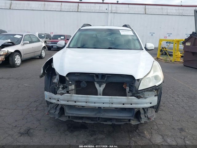 Subaru Outback 2.5i Premium 2014 4S4BRBDCXE3239815 Image 13