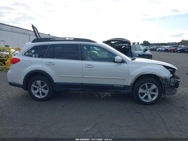 Subaru Outback 2.5i Premium 2014 4S4BRBDCXE3239815 Image 14
