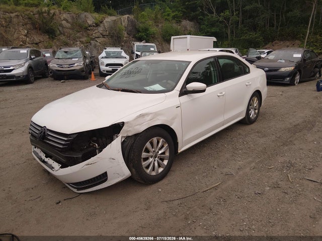 Aukcja sprzedaży 2015 Volkswagen Passat 1.8t Wolfsburg Edition, vin: 1VWAT7A39FC024668, numer aukcji: 45639266
