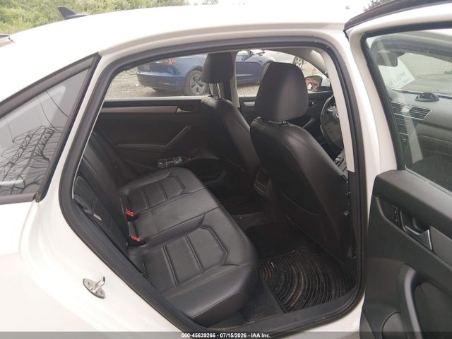 Aukcja sprzedaży 2015 Volkswagen Passat 1.8t Wolfsburg Edition, vin: 1VWAT7A39FC024668, numer aukcji: 45639266