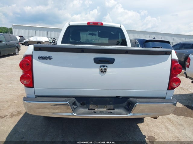 45639283 :رقم المزاد ، 1D7HA16K78J195119 vin ، 2008 Dodge Ram 1500 St/sxt مزاد بيع
