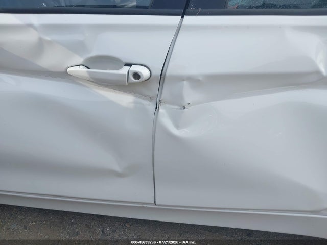 BMW 320i Xdrive 2014 WBA3C3C55EP661015 Image 9
