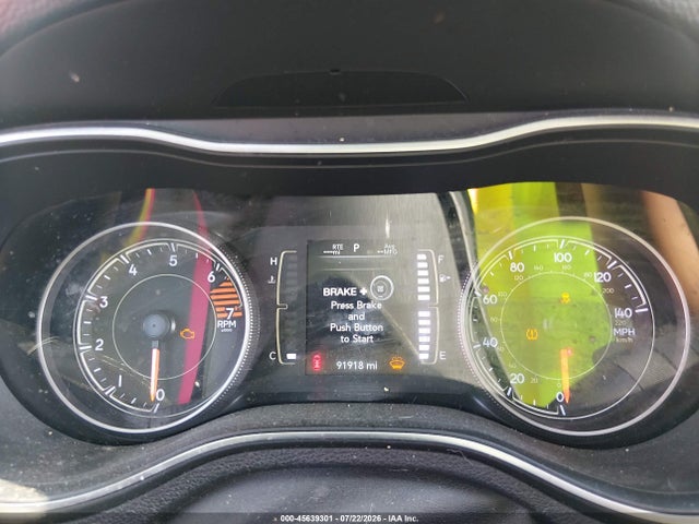2019 Jeep Cherokee Latitude Plus Fwd მანქანა იყიდება აუქციონზე, vin: 1C4PJLLB0KD205744, აუქციონის ნომერი: 45639301