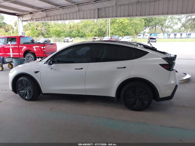 45639377 :رقم المزاد ، 7SAYGDEE6TA387170 vin ، 2026 Tesla Model Y All-wheel Drive/long Range Launch Series/premium All-wheel Drive مزاد بيع