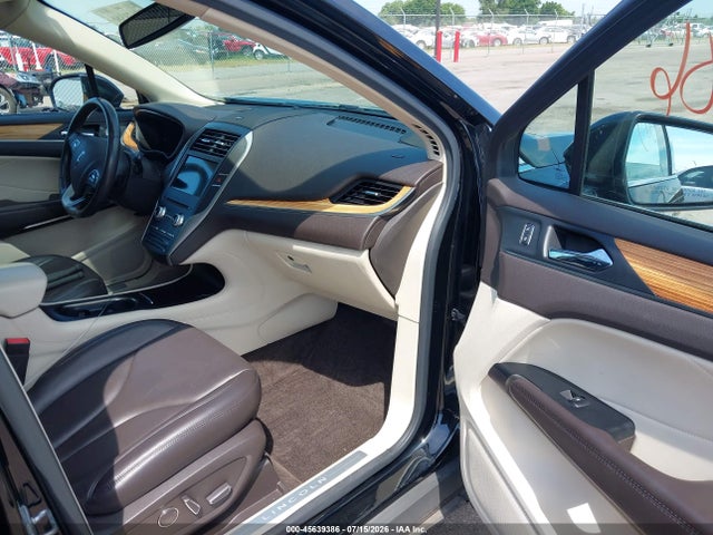 Продаж на аукціоні авто 2016 Lincoln Mkc Select, vin: 5LMCJ2D94GUJ24458, номер лоту: 45639386
