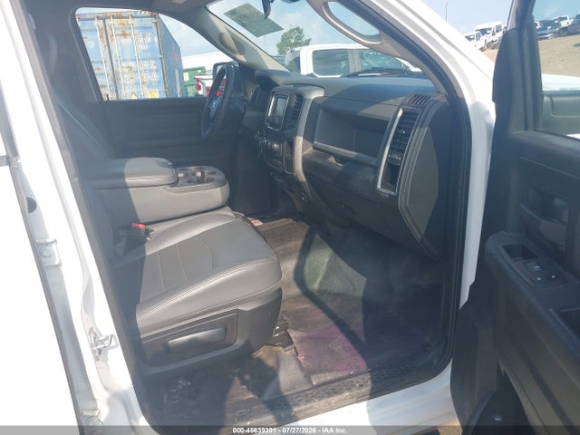Продаж на аукціоні авто 2019 Ram 1500 Classic Tradesman  4x4 5'7 Box, vin: 3C6RR7KG9KG619881, номер лоту: 45639391