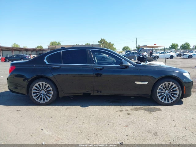 2012 Bmw 740i მანქანა იყიდება აუქციონზე, vin: WBAKA4C56CC613289, აუქციონის ნომერი: 45639397