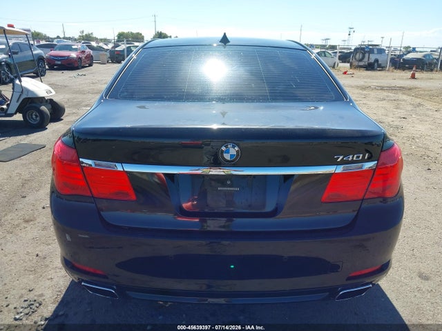 2012 Bmw 740i მანქანა იყიდება აუქციონზე, vin: WBAKA4C56CC613289, აუქციონის ნომერი: 45639397