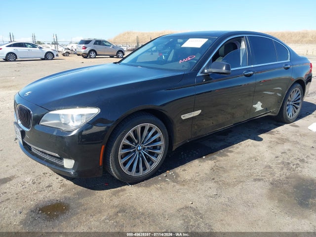 2012 Bmw 740i მანქანა იყიდება აუქციონზე, vin: WBAKA4C56CC613289, აუქციონის ნომერი: 45639397