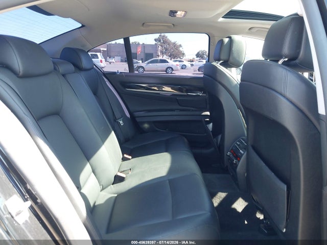 2012 Bmw 740i მანქანა იყიდება აუქციონზე, vin: WBAKA4C56CC613289, აუქციონის ნომერი: 45639397