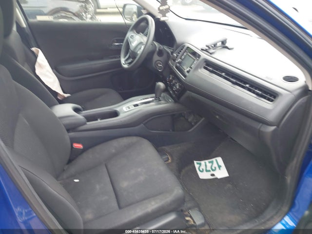 3CZRU6H32JM717375 Honda HR-V LX