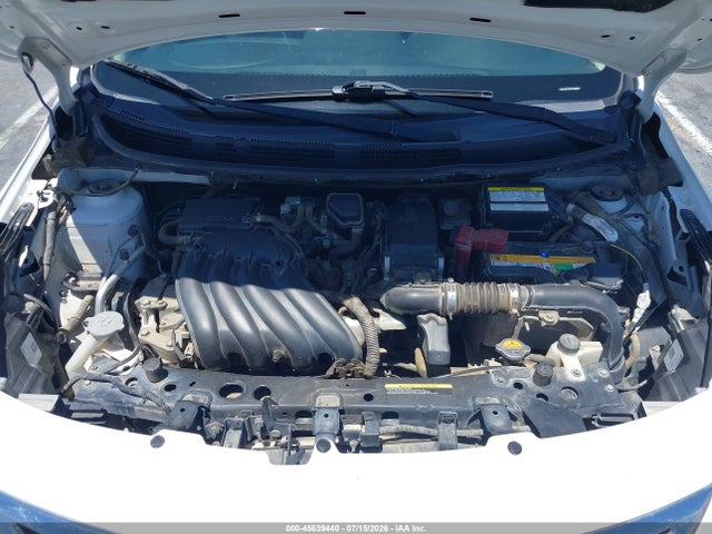 2015 Nissan Versa 1.6 S მანქანა იყიდება აუქციონზე, vin: 3N1CN7AP8FL864540, აუქციონის ნომერი: 45639440