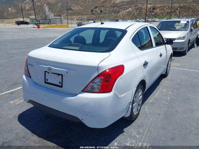 3N1CN7AP8FL864540 Nissan Versa 1.6 S