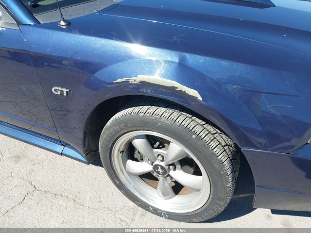 45639441 :رقم المزاد ، 1FAFP45X22F116454 vin ، 2002 Ford Mustang Gt Deluxe/gt Premium مزاد بيع