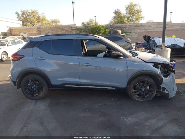 2022 Nissan Kicks Sr Xtronic Cvt მანქანა იყიდება აუქციონზე, vin: 3N1CP5DV7NL514758, აუქციონის ნომერი: 45639453
