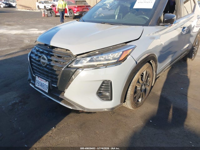 2022 Nissan Kicks Sr Xtronic Cvt მანქანა იყიდება აუქციონზე, vin: 3N1CP5DV7NL514758, აუქციონის ნომერი: 45639453