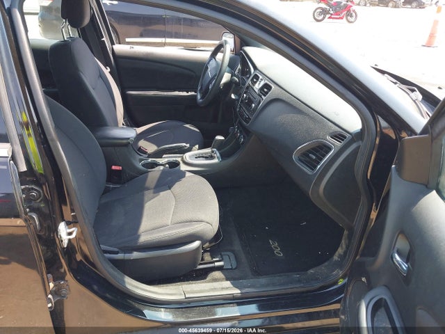 Продажа на аукционе авто 2013 Chrysler 200 Lx, vin: 1C3CCBAG7DN767515, номер лота: 45639459