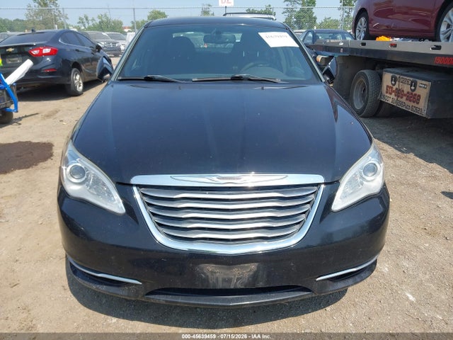 Продажа на аукционе авто 2013 Chrysler 200 Lx, vin: 1C3CCBAG7DN767515, номер лота: 45639459