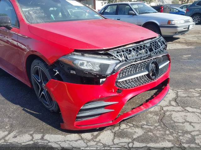 W1K3G4EB0LW045411 Mercedes-Benz A 220