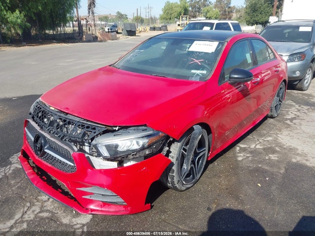W1K3G4EB0LW045411 Mercedes-Benz A 220