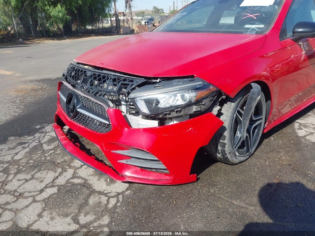 W1K3G4EB0LW045411 Mercedes-Benz A 220