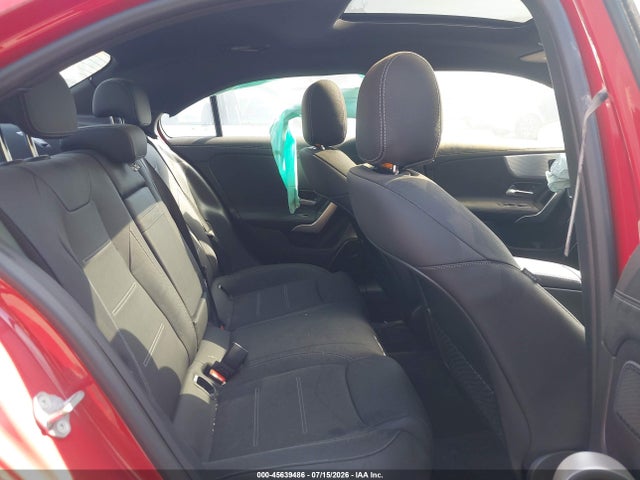 W1K3G4EB0LW045411 Mercedes-Benz A 220