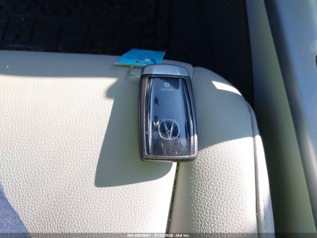 45639501 :رقم المزاد ، 19UUB1F31LA001242 vin ، 2020 Acura Tlx Standard مزاد بيع