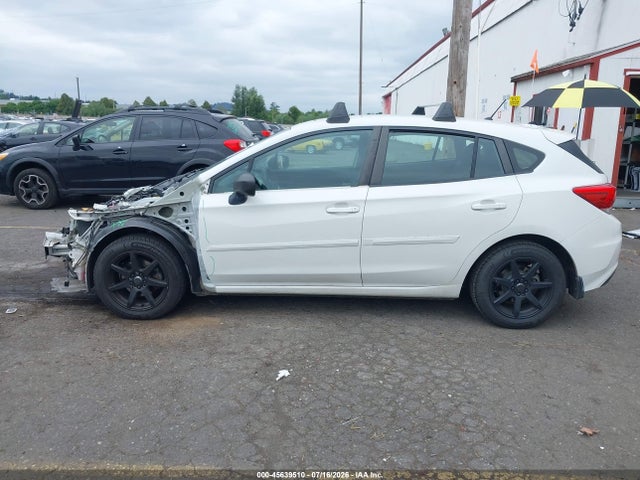 4S3GTAA68J3714330 Subaru Impreza 2.0i