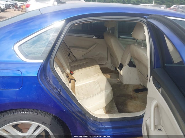 Aukcja sprzedaży 2015 Volkswagen Passat 1.8t Se, vin: 1VWBT7A31FC039475, numer aukcji: 45639522
