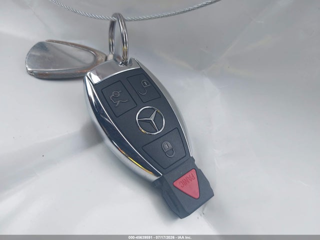 2014 Mercedes-benz C 300 Sport 4matic მანქანა იყიდება აუქციონზე, vin: WDDGF8AB1EG185398, აუქციონის ნომერი: 45639591