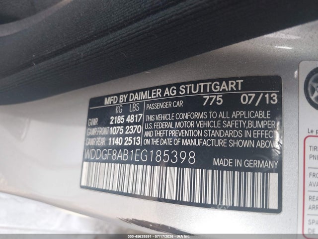 2014 Mercedes-benz C 300 Sport 4matic მანქანა იყიდება აუქციონზე, vin: WDDGF8AB1EG185398, აუქციონის ნომერი: 45639591