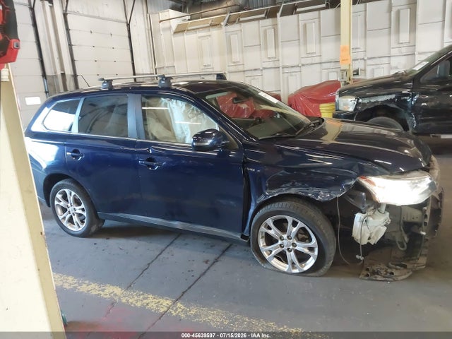 45639597 :رقم المزاد ، JA4JZ4AX0EZ016855 vin ، 2014 Mitsubishi Outlander Gt مزاد بيع