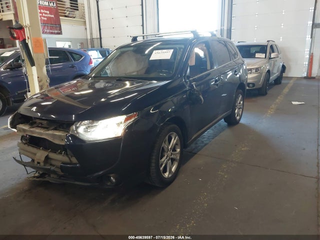 45639597 :رقم المزاد ، JA4JZ4AX0EZ016855 vin ، 2014 Mitsubishi Outlander Gt مزاد بيع