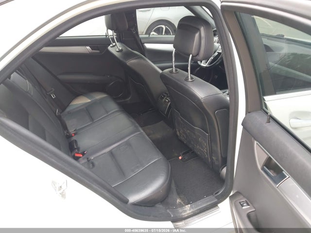 45639635 :رقم المزاد ، WDDGF8BB3CA693743 vin ، 2012 Mercedes-benz C 300 Luxury 4matic/sport 4matic مزاد بيع
