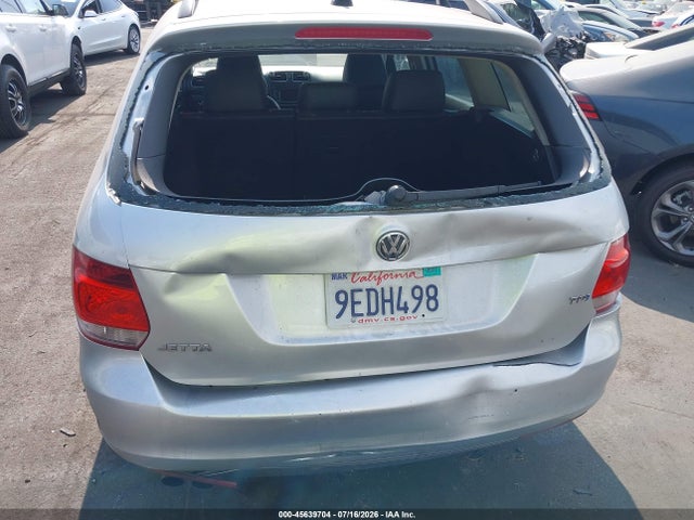 3VWPL7AJ3EM619702 Volkswagen Jetta Sportwagen 2.0l Tdi