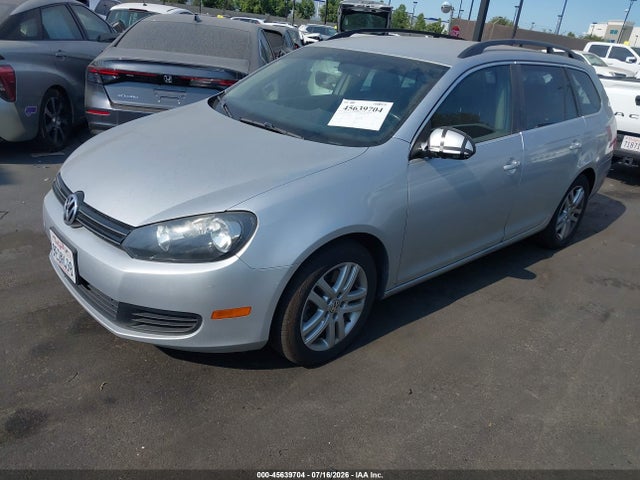 3VWPL7AJ3EM619702 Volkswagen Jetta Sportwagen 2.0l Tdi