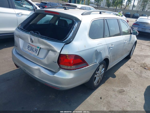 3VWPL7AJ3EM619702 Volkswagen Jetta Sportwagen 2.0l Tdi