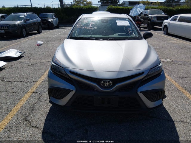 4T1G11AK6NU009878 Toyota Camry Se Nightshade Edition
