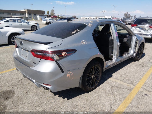4T1G11AK6NU009878 Toyota Camry Se Nightshade Edition