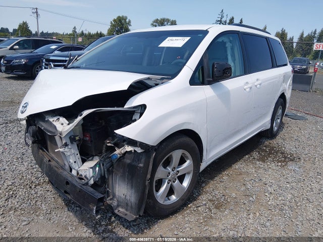 5TDKK3DC0ES414487 Toyota Sienna Le V6 8 Passenger