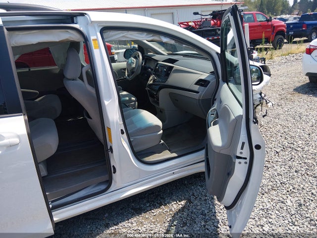 5TDKK3DC0ES414487 Toyota Sienna Le V6 8 Passenger