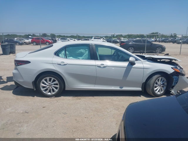 2024 Toyota Camry Le მანქანა იყიდება აუქციონზე, vin: 4T1C11AK1RU256150, აუქციონის ნომერი: 45639775