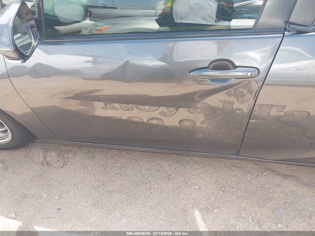 Toyota Prius Le 2020 JTDKARFU0L3113695 Image 17