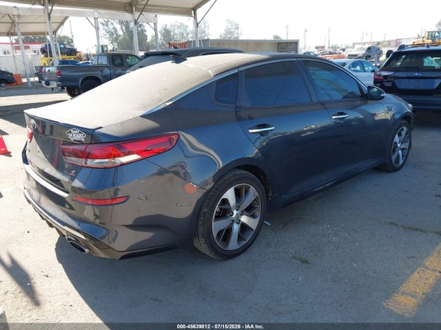 KIA Optima S 2019 5XXGT4L33KG317095 Image 4