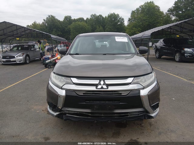 2016 Mitsubishi Outlander Es მანქანა იყიდება აუქციონზე, vin: JA4AZ3A36GZ036442, აუქციონის ნომერი: 45639814