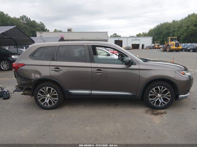 2016 Mitsubishi Outlander Es მანქანა იყიდება აუქციონზე, vin: JA4AZ3A36GZ036442, აუქციონის ნომერი: 45639814