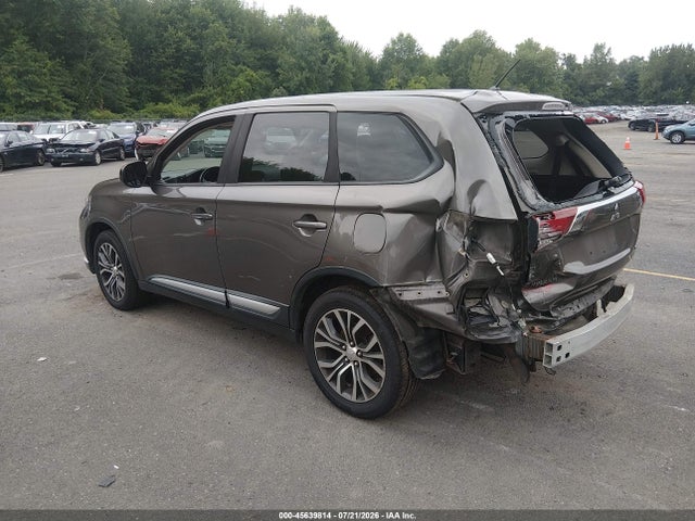 2016 Mitsubishi Outlander Es მანქანა იყიდება აუქციონზე, vin: JA4AZ3A36GZ036442, აუქციონის ნომერი: 45639814